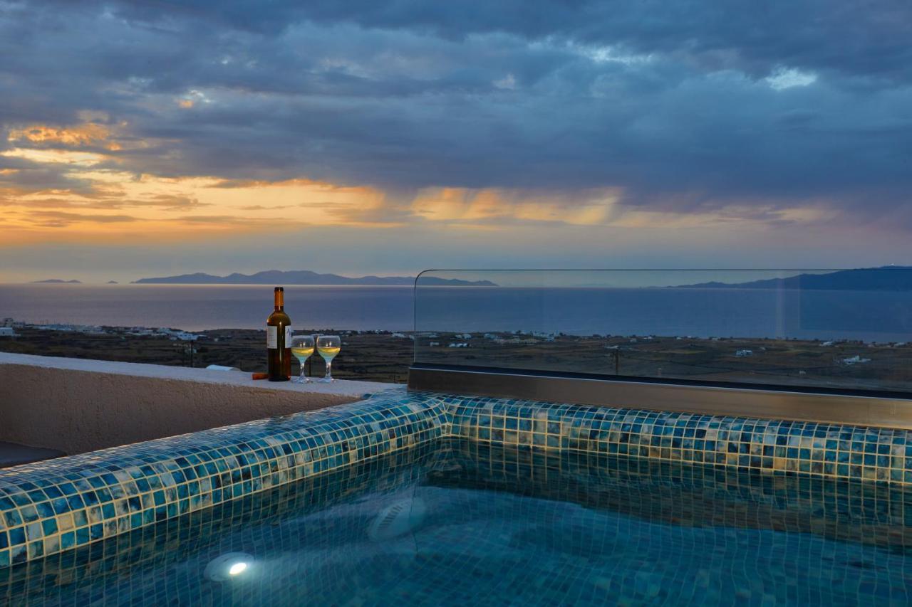 Alyvia Suites Oia  Extérieur photo