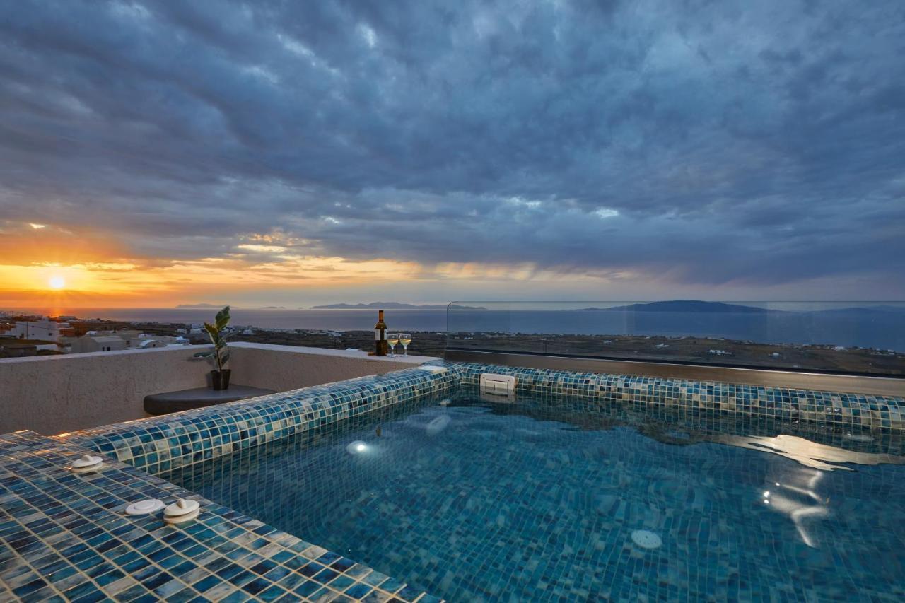 Alyvia Suites Oia  Extérieur photo